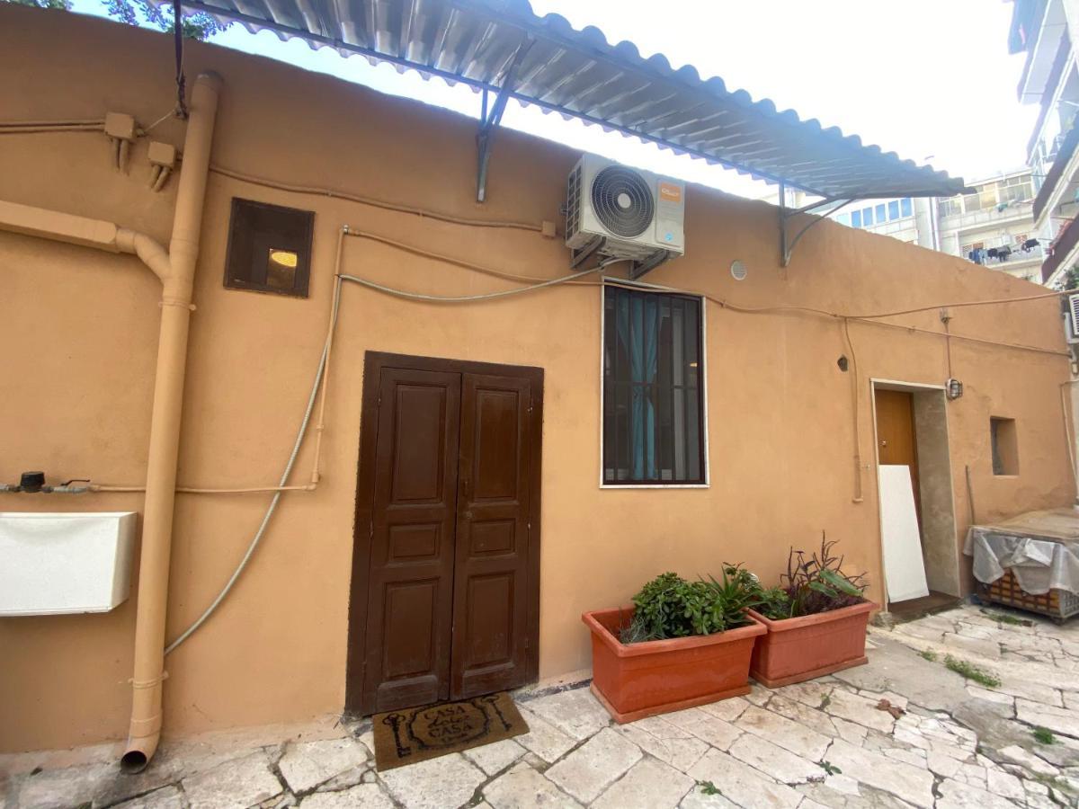 Mini Loft - Bari Centro - A Due Passi Dal Mare Apartment Luaran gambar